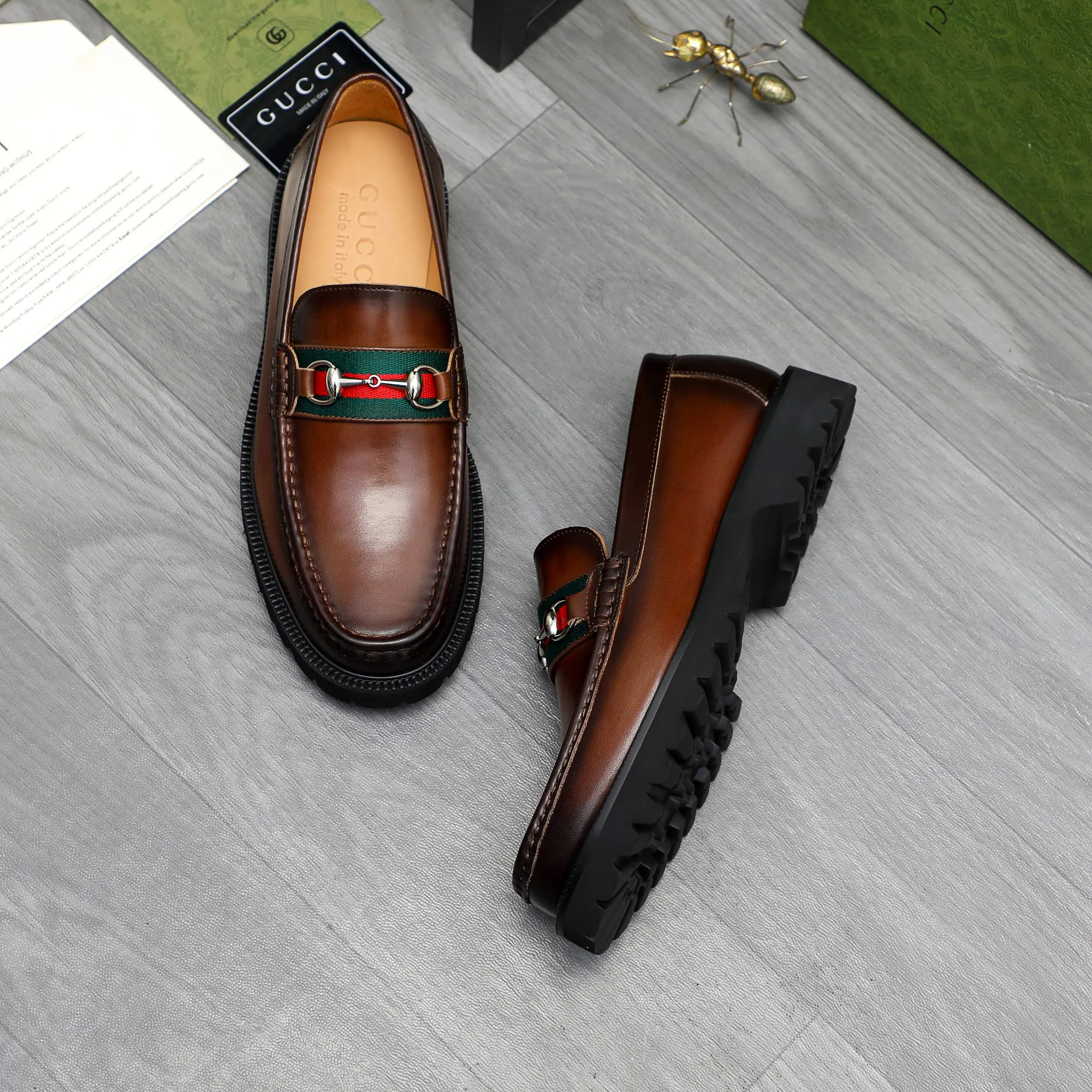 Men's shoes 💰p560 Product trademark: GUCCI "Gucci" business slip-on leather shoes Regular size: 38-46 (38.45.46 custom-made, non-returnable) Product materials: Selected color-brushed cowhide upper, cowhide lining, non-slip rubber outsole